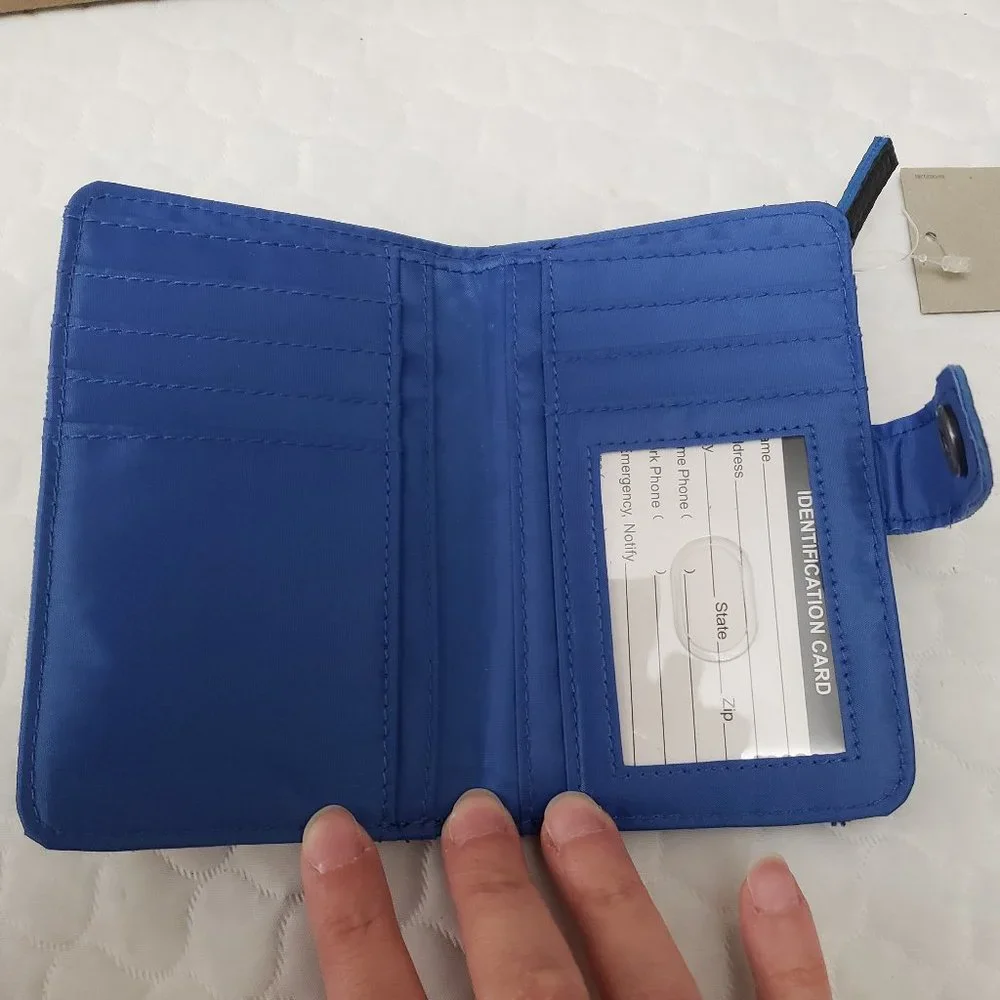 Kenneth Cole Reaction Wallet - Picture 6 of 10